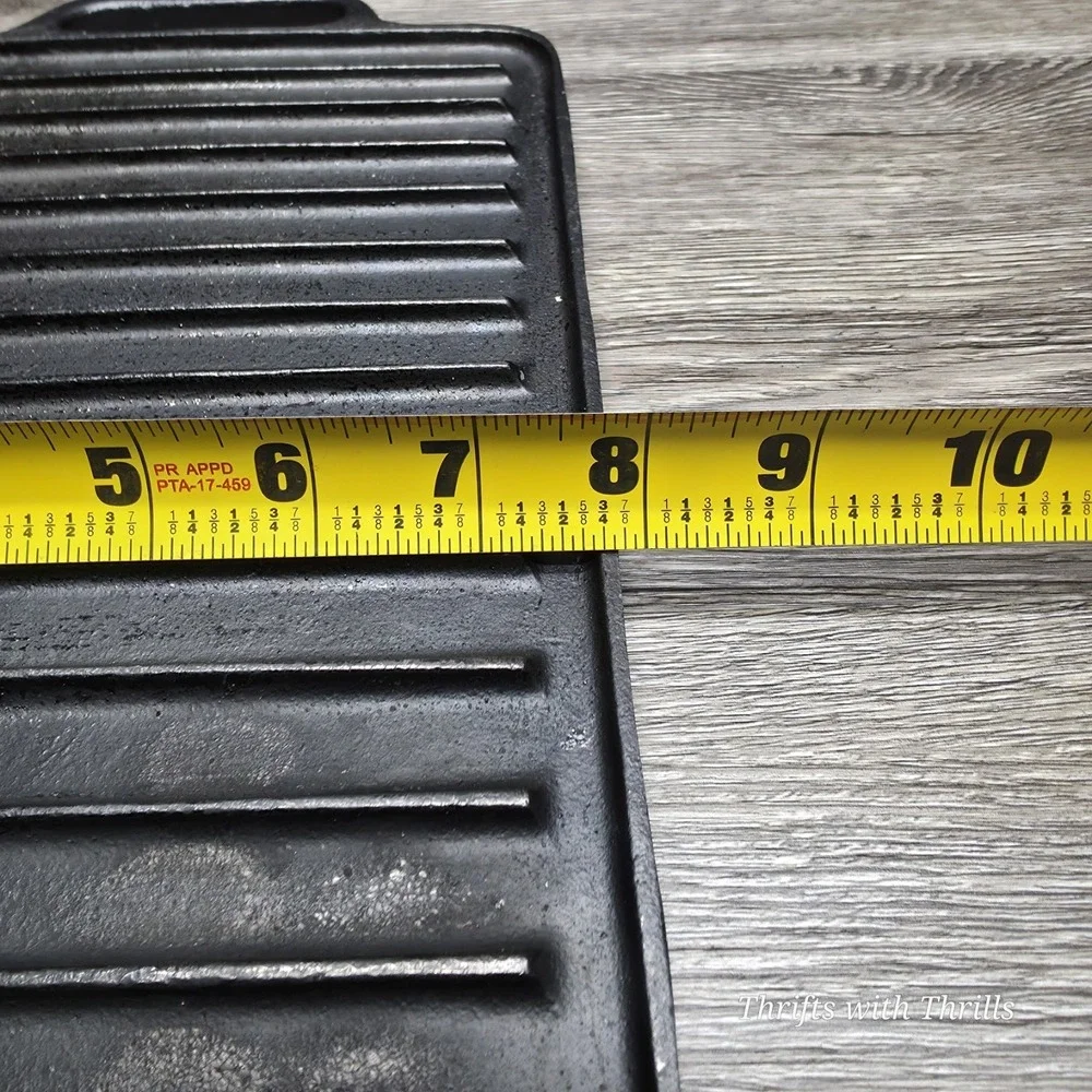Corona Cast Iron Reversible Griddle 189 Black 12.75x7.75 Outdoor Grill Pan